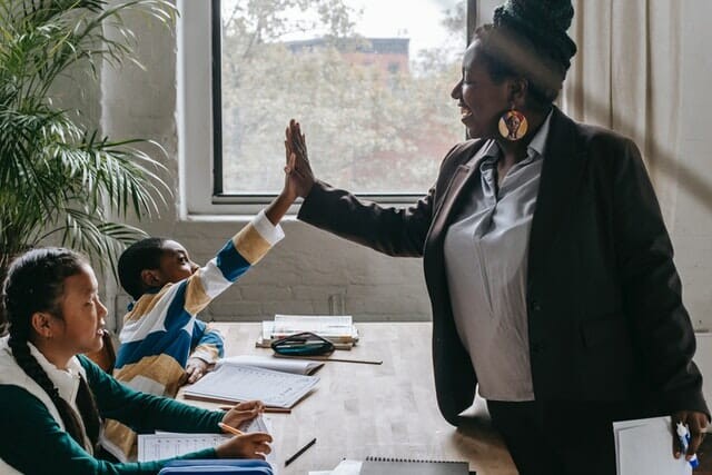 5 Steps to Become a Curriculum and Instruction Specialist