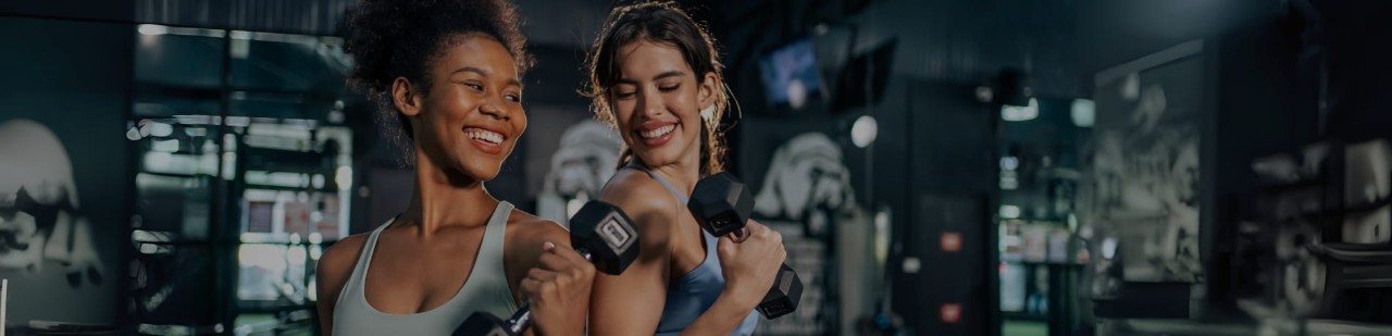ms-exercise-science-women-lifting-dumbbells