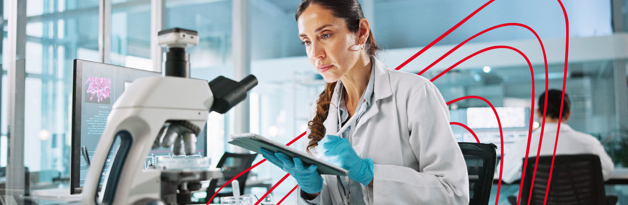 Digital visualization of pharmacogenomics showing connected images of DNA sequencing, lab research, medical imaging, and personalized medicine, symbolizing genetic influence on drug response.